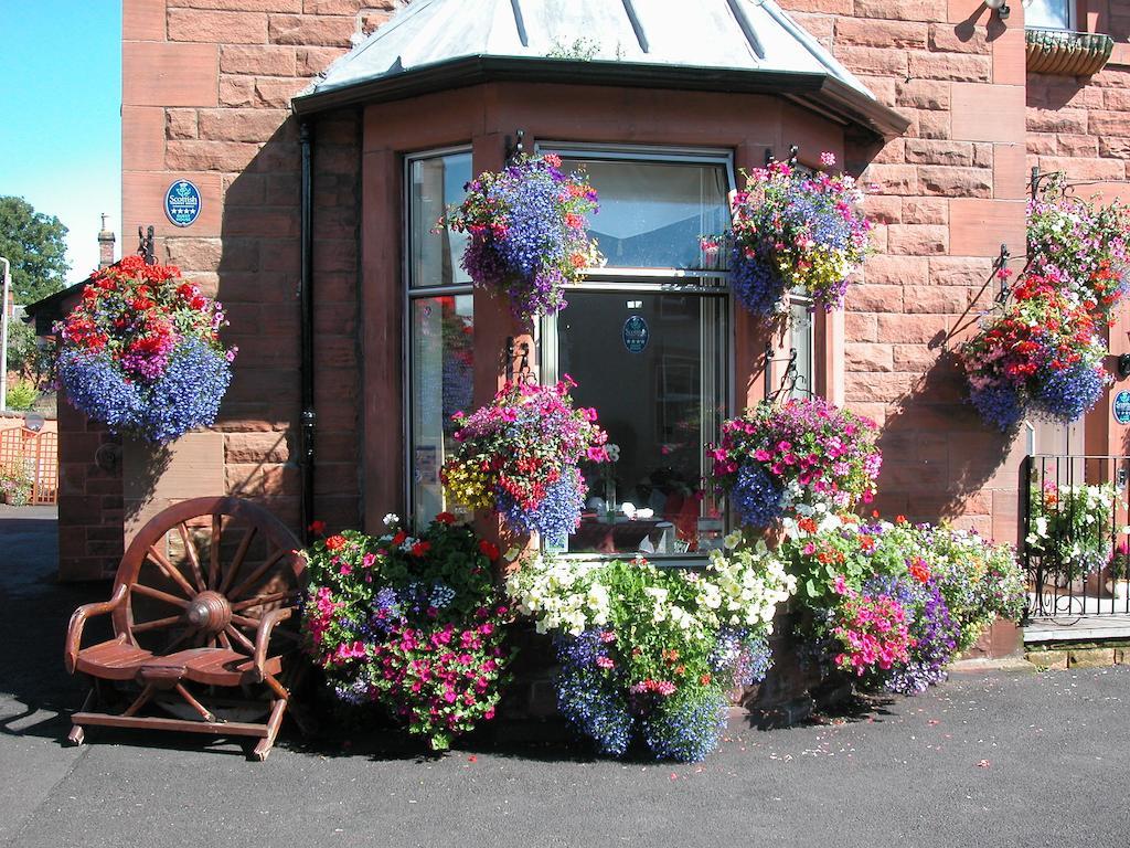 Glenlossie Guest House Dumfries Eksteriør billede