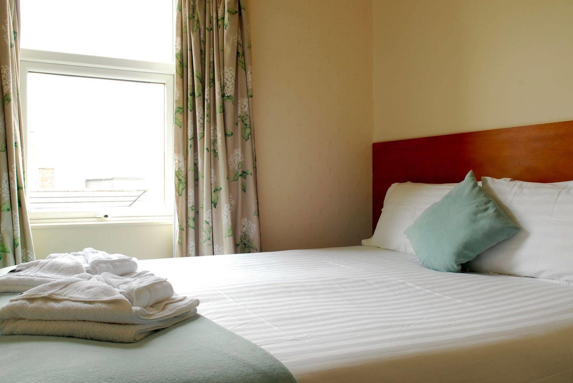 Glenlossie Guest House Dumfries Eksteriør billede